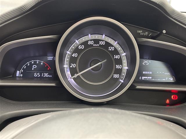 マツダ アクセラ