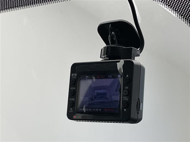 マツダ アクセラ