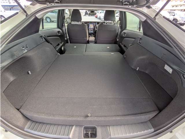 トヨタ プリウスPHV