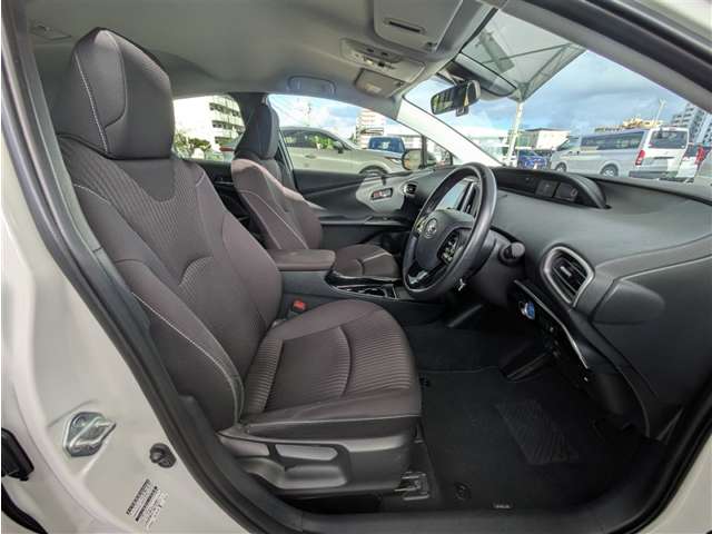 トヨタ プリウスPHV