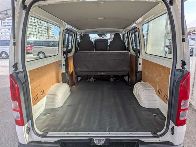 トヨタ ハイエースバン