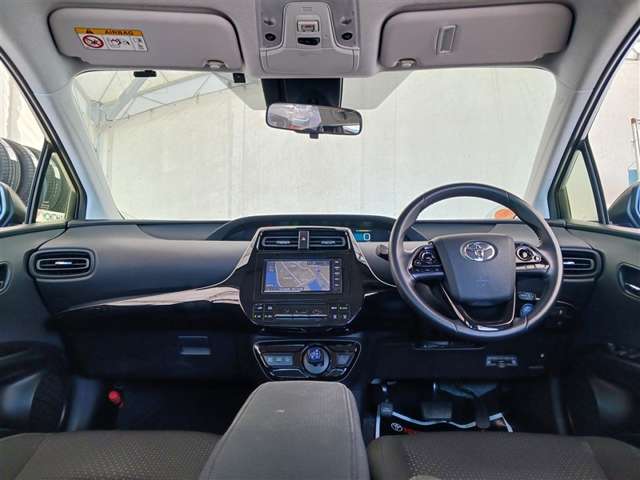 トヨタ プリウス