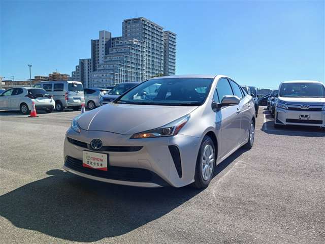 トヨタ プリウス