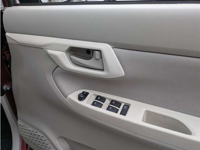 ダイハツ ムーヴ