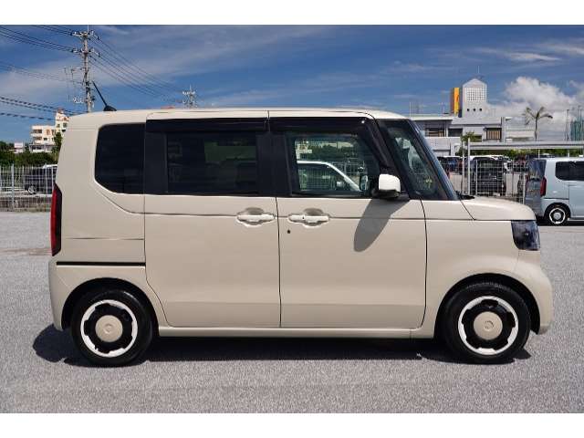 ホンダ N-BOX