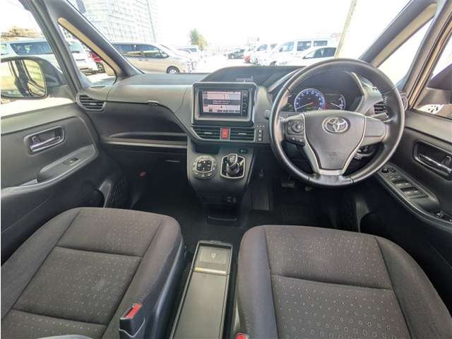 トヨタ ヴォクシー