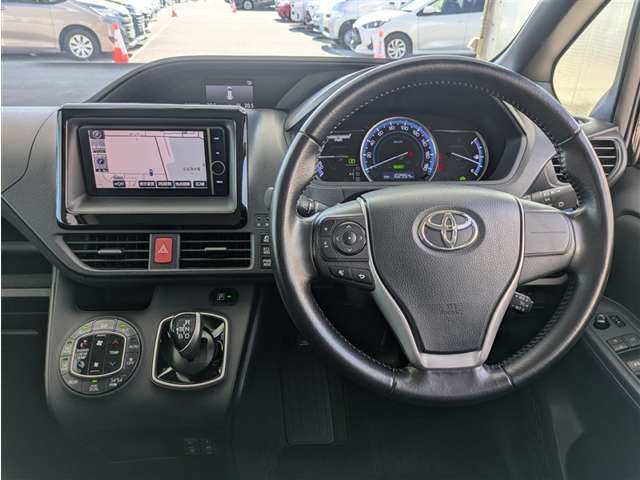 トヨタ ヴォクシー