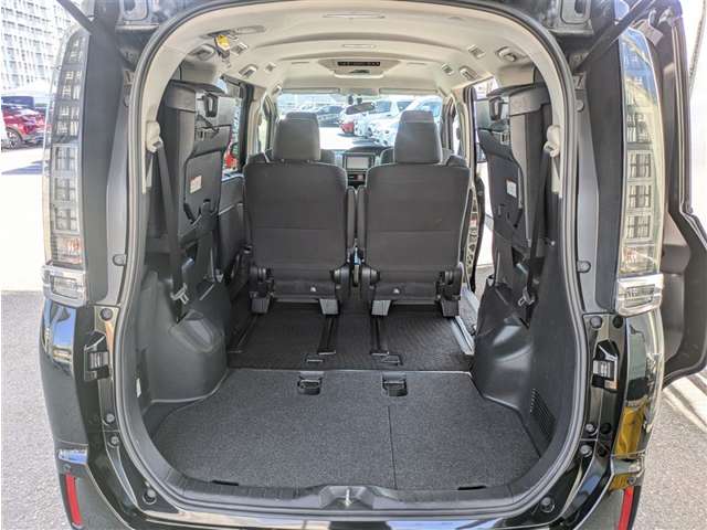 トヨタ ヴォクシー