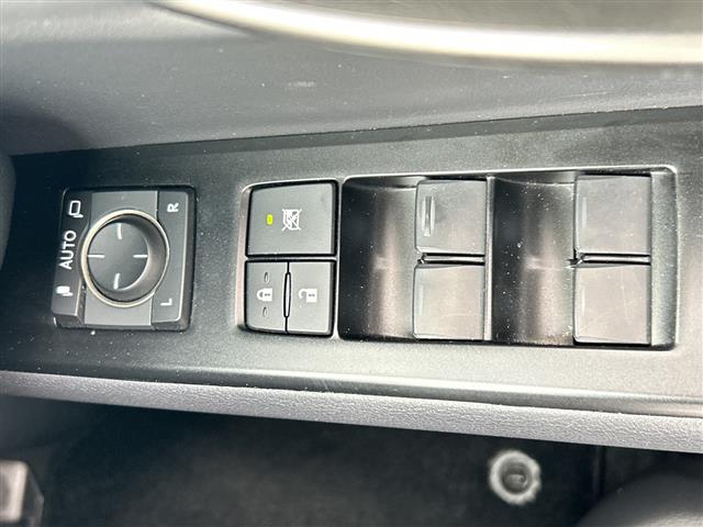 レクサス UX