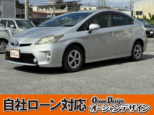トヨタ プリウス