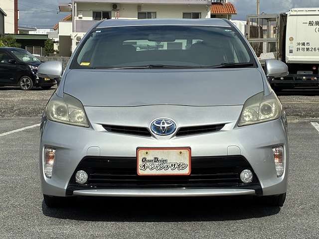 トヨタ プリウス