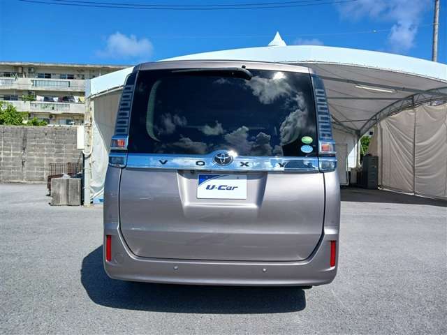 トヨタ ヴォクシー