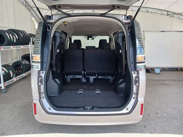 トヨタ ヴォクシー