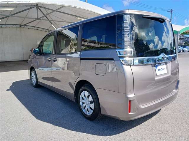 トヨタ ヴォクシー