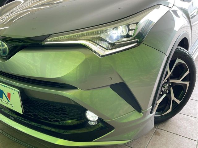 トヨタ C-HR