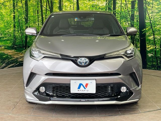 トヨタ C-HR