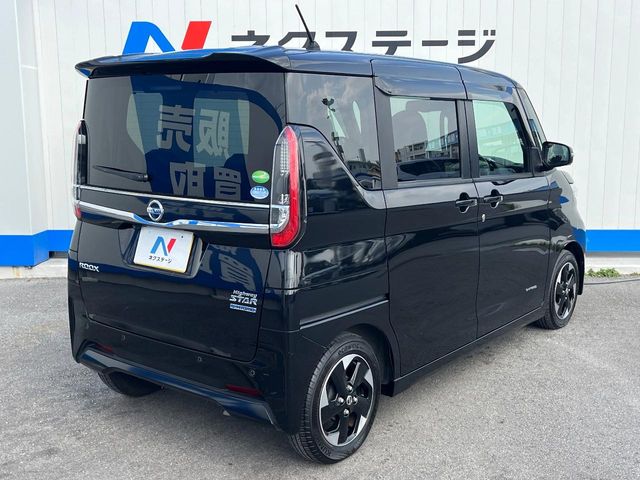 日産 ルークス