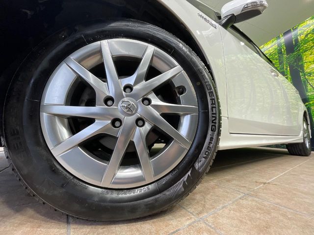 トヨタ プリウスα