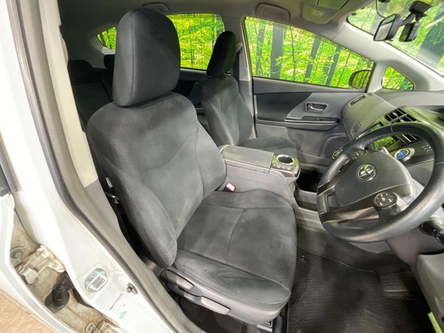 トヨタ プリウスα