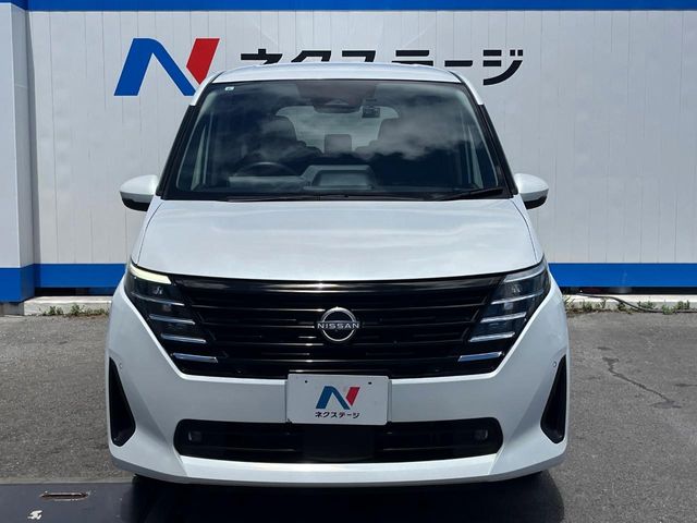 日産 セレナ