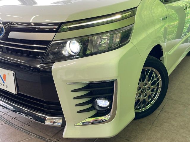 トヨタ ヴォクシー