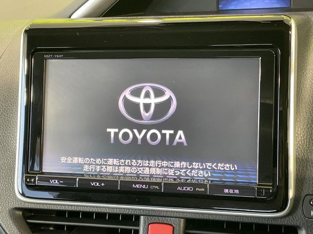 トヨタ ヴォクシー