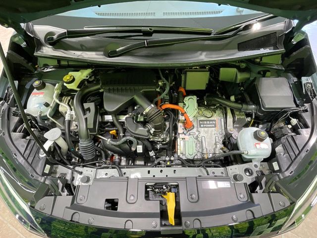 日産 ノートオーラ
