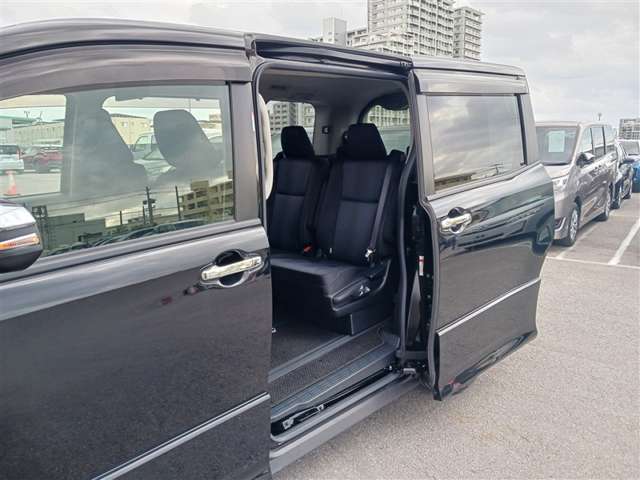 トヨタ ヴォクシー