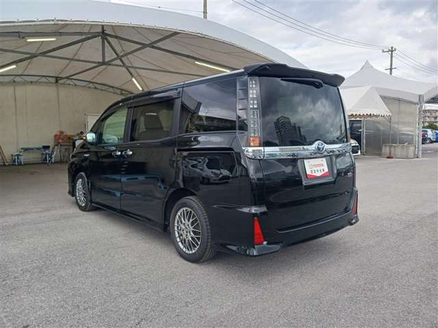 トヨタ ヴォクシー