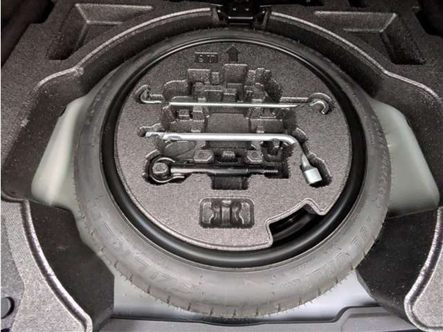 トヨタ カローラ