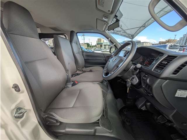 トヨタ ハイエースバン