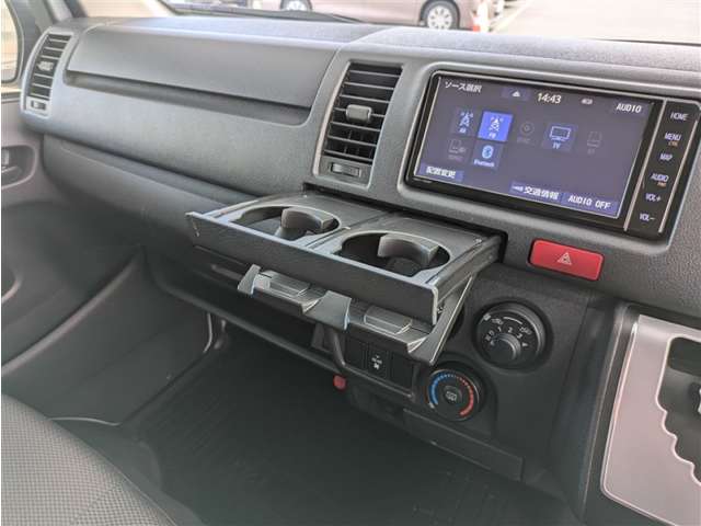 トヨタ ハイエースバン