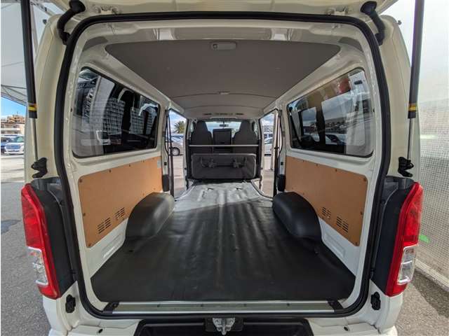 トヨタ ハイエースバン