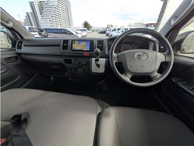 トヨタ ハイエースバン