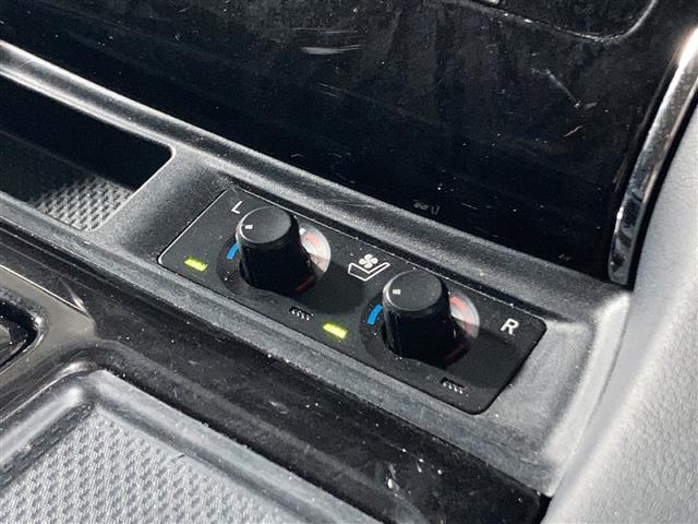 トヨタ アルファードハイブリッド