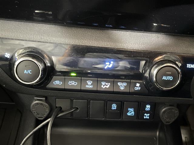 トヨタ ハイラックス