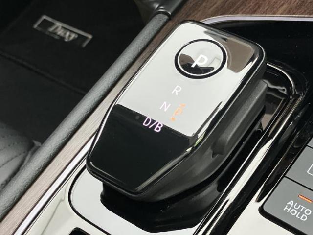 日産 ノートオーラ