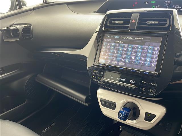 トヨタ プリウス