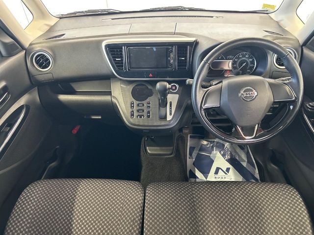 日産 デイズルークス