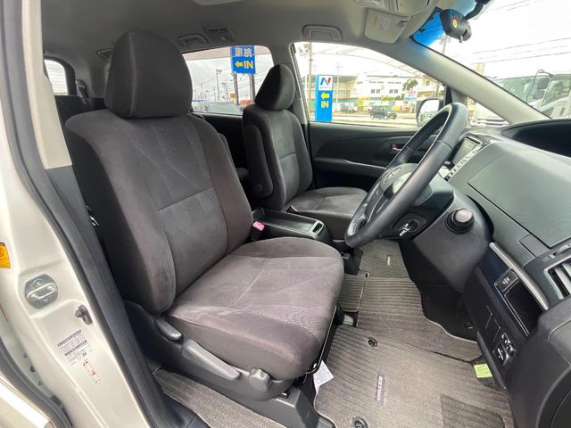 トヨタ エスティマ