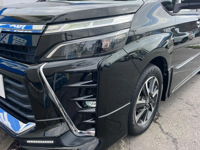 トヨタ ヴォクシー