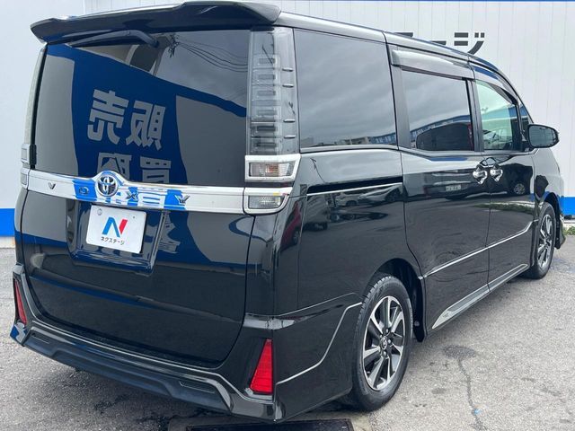 トヨタ ヴォクシー