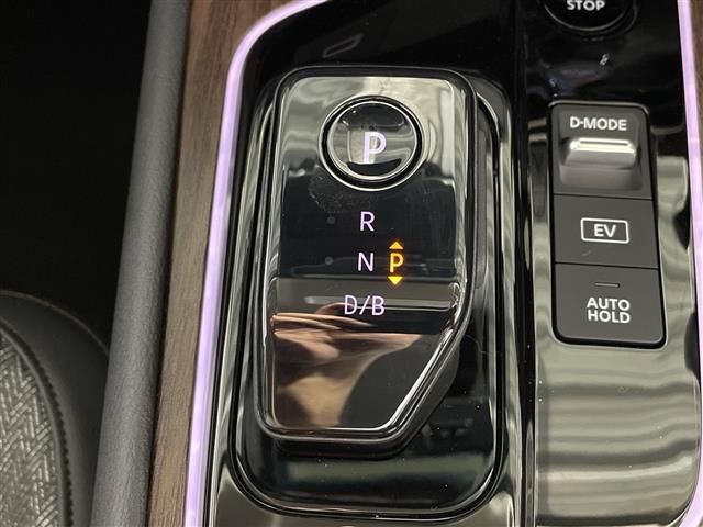 日産 ノートオーラ