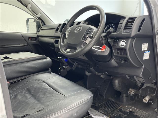 トヨタ ハイエースバン