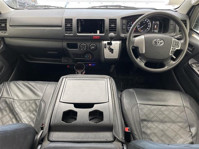 トヨタ ハイエースバン