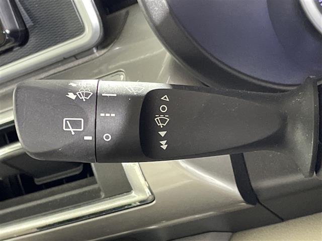 ダイハツ キャスト