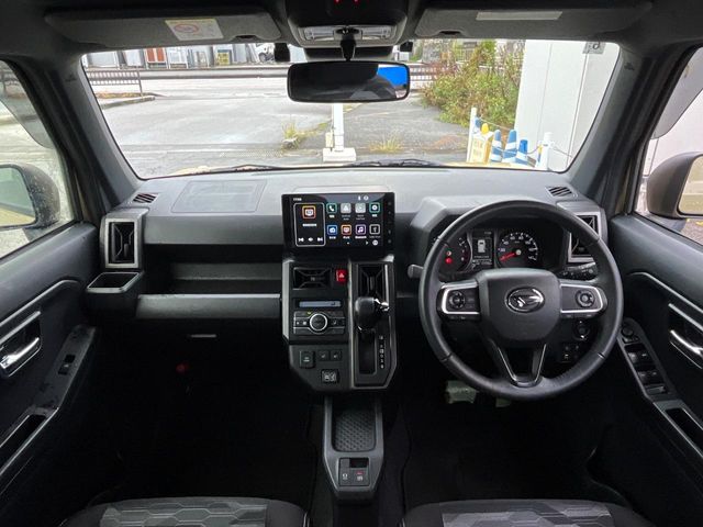 ダイハツ タフト