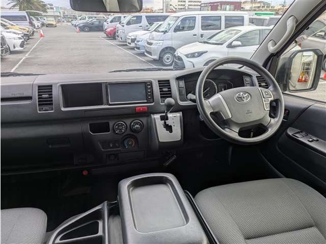 トヨタ ハイエース