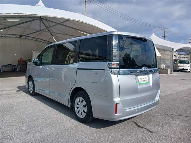 トヨタ ヴォクシー