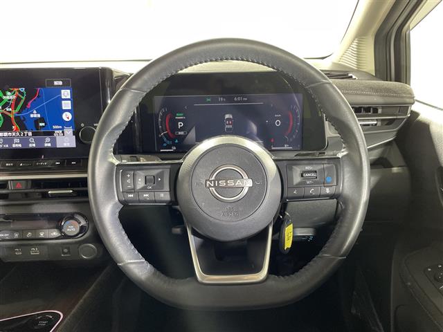 日産 ノートオーラ